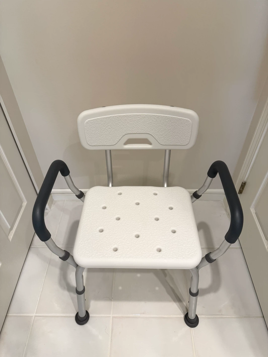 NEW Bcareself Heavy-Duty Shower Chair with Arms & Back