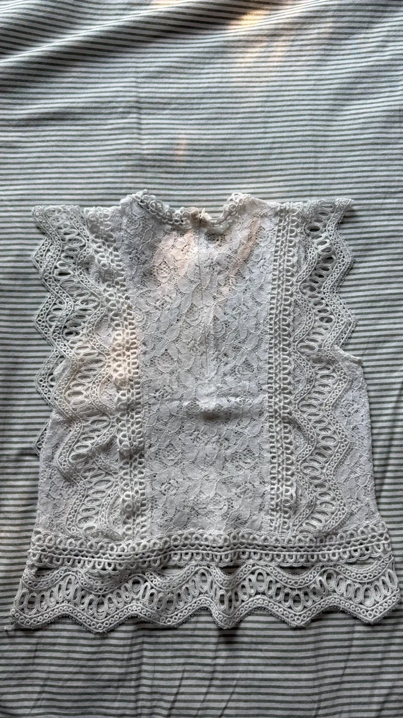 White Lace Top - photo 2