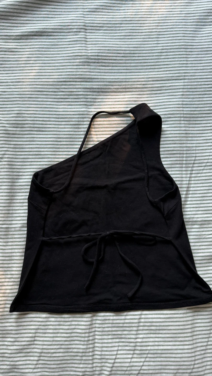 Black One-Shoulder Tank Top - photo 2