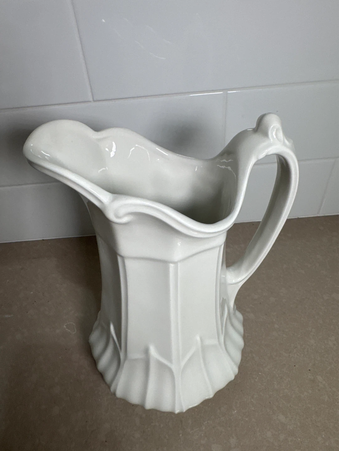 White Pitcher - photo 2
