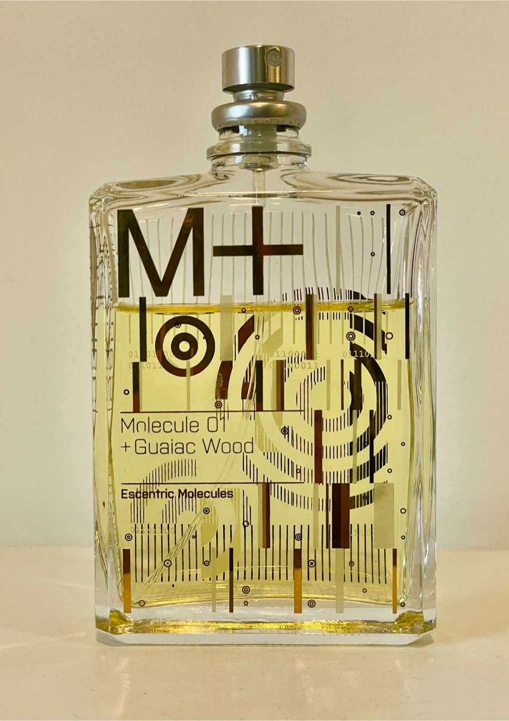 Escentric Molecules Molecule 01 + Guaiac Wood Eau de Toilette