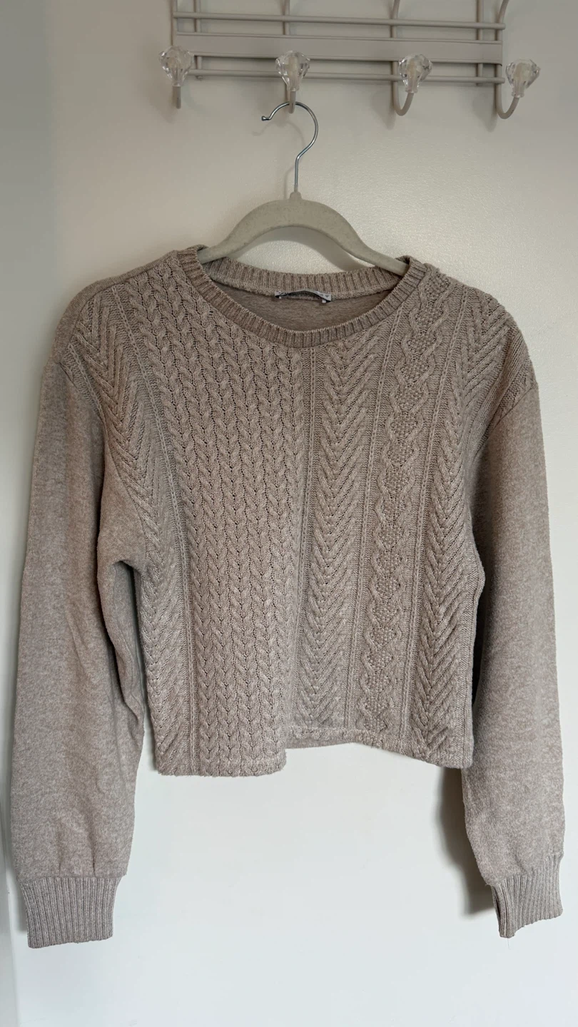 Cropped Cable Knit Sweater