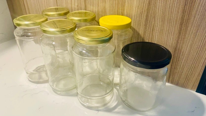 Glass jars with lids - photo 2
