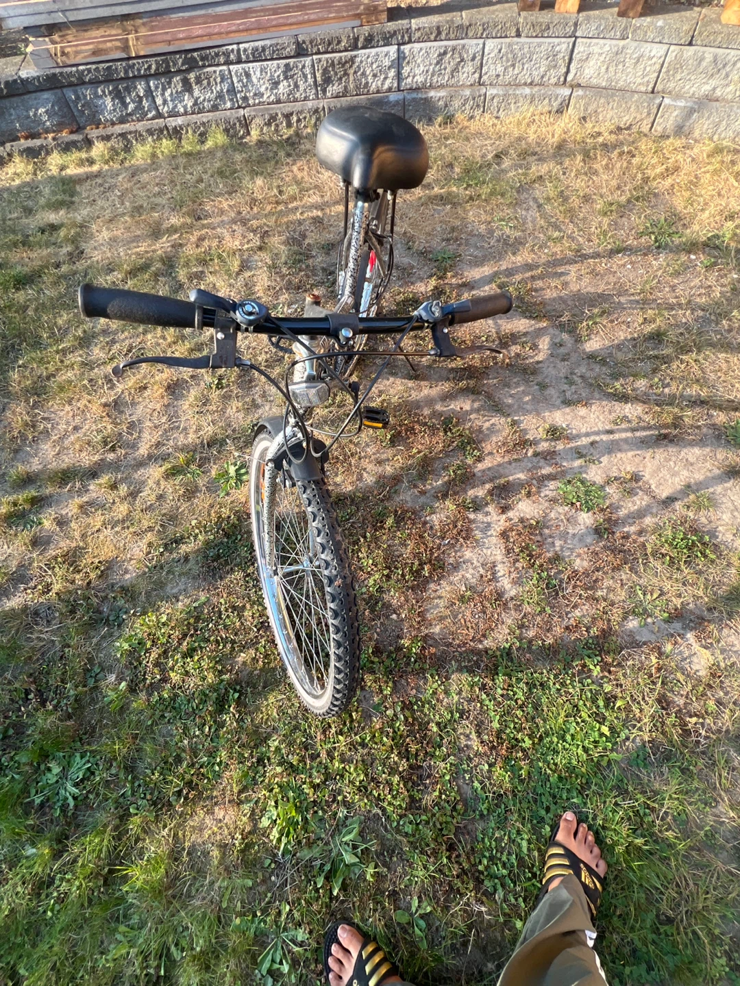 Diamondback Mountain Bike - photo 2