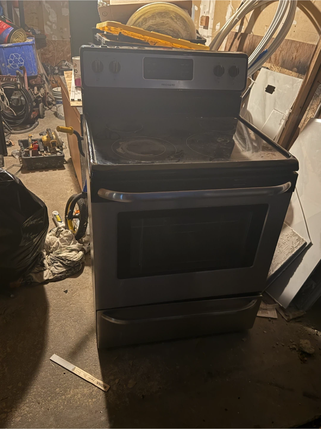 Frigidaire Electric Stove