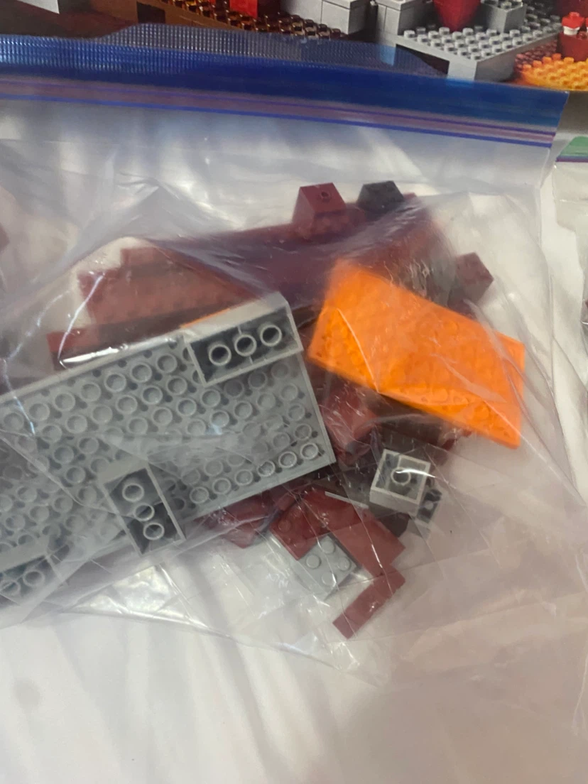LEGO Minecraft The Nether Portal Set (2112) - photo 3
