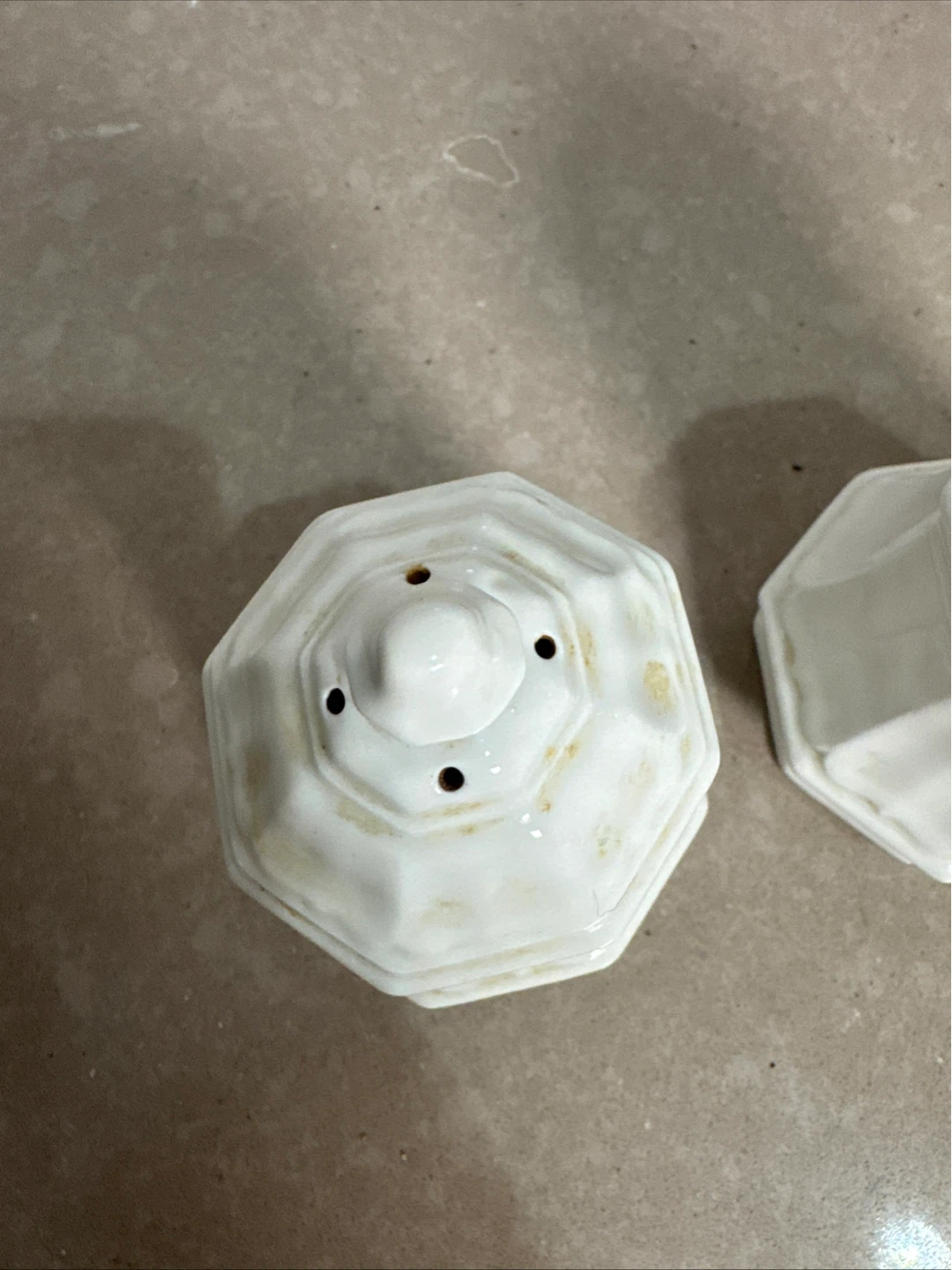 White Ceramic Salt and Pepper Shakers - photo 2