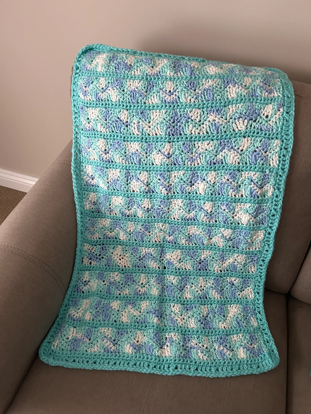 PRETTY BRAND NEW HANDMADE BABY BLANKET (READ LISTING) - photo 2