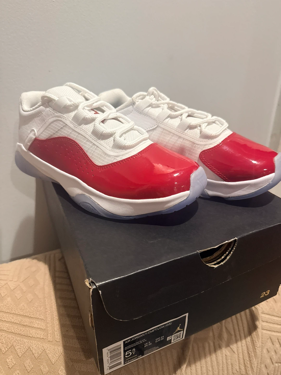 Air Jordan 11 CMFT Low GS Red - photo 2