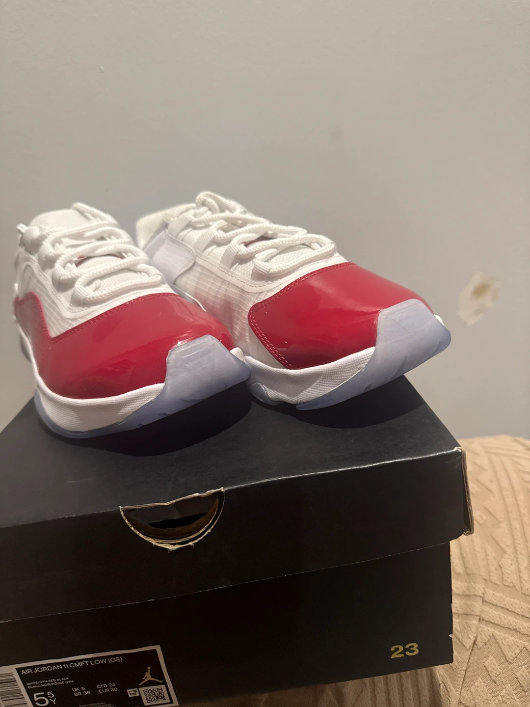 Air Jordan 11 CMFT Low GS Red - photo 3