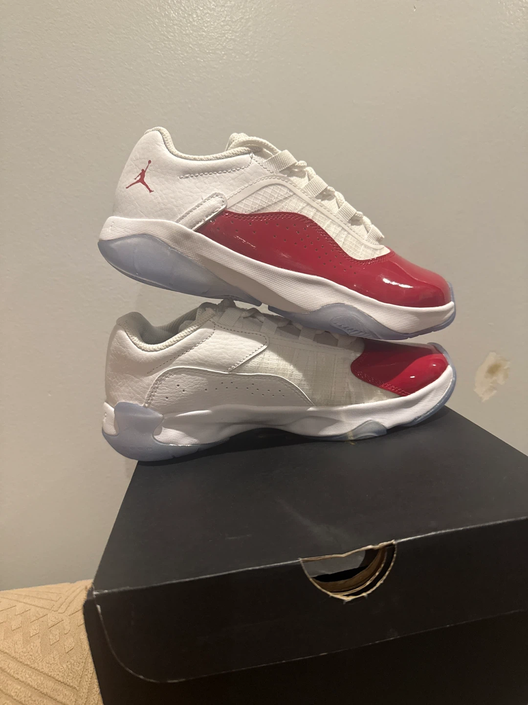 Air Jordan 11 CMFT Low GS Red - photo 4