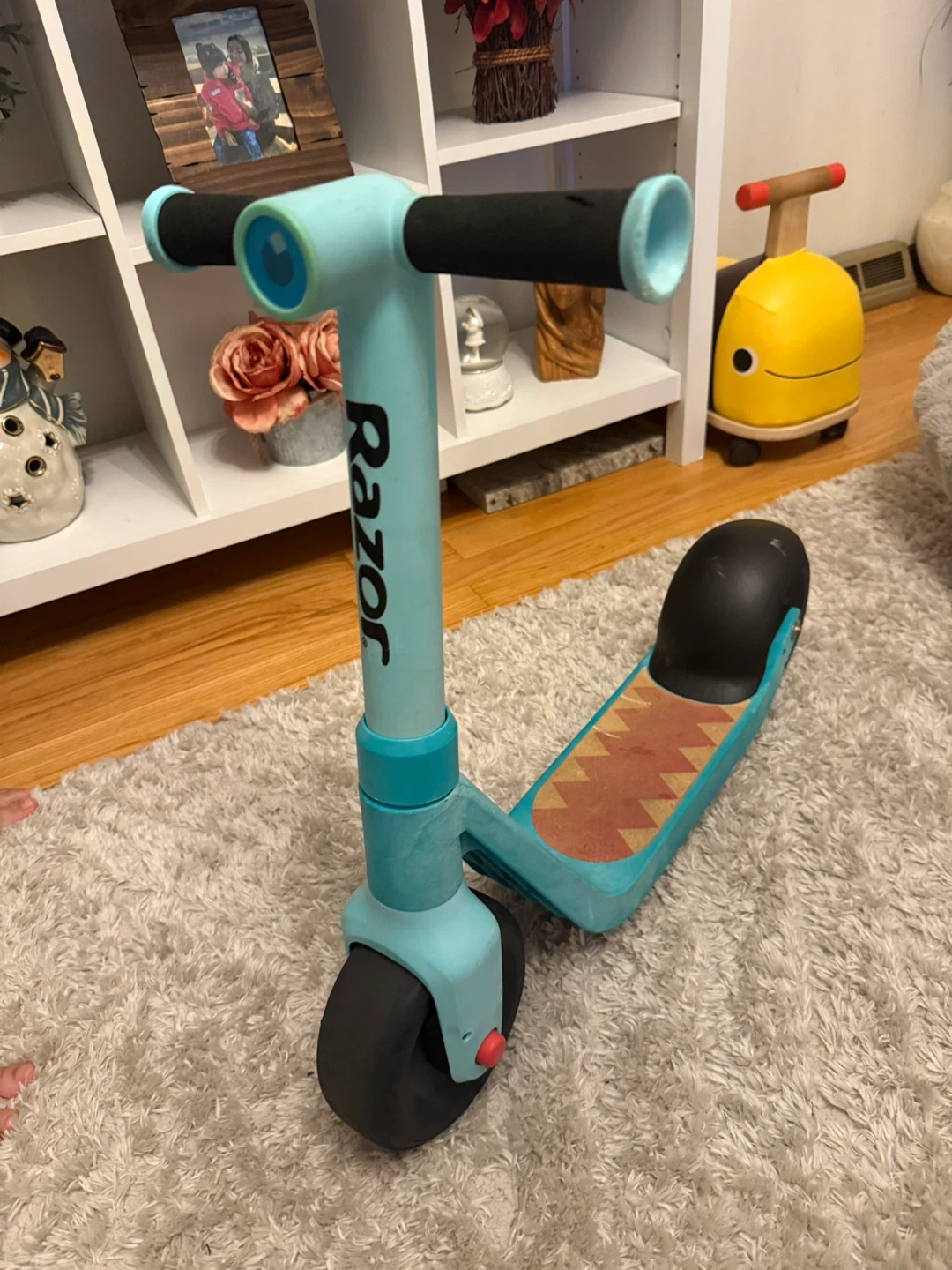 Razor Scooter - Teal check more pictures