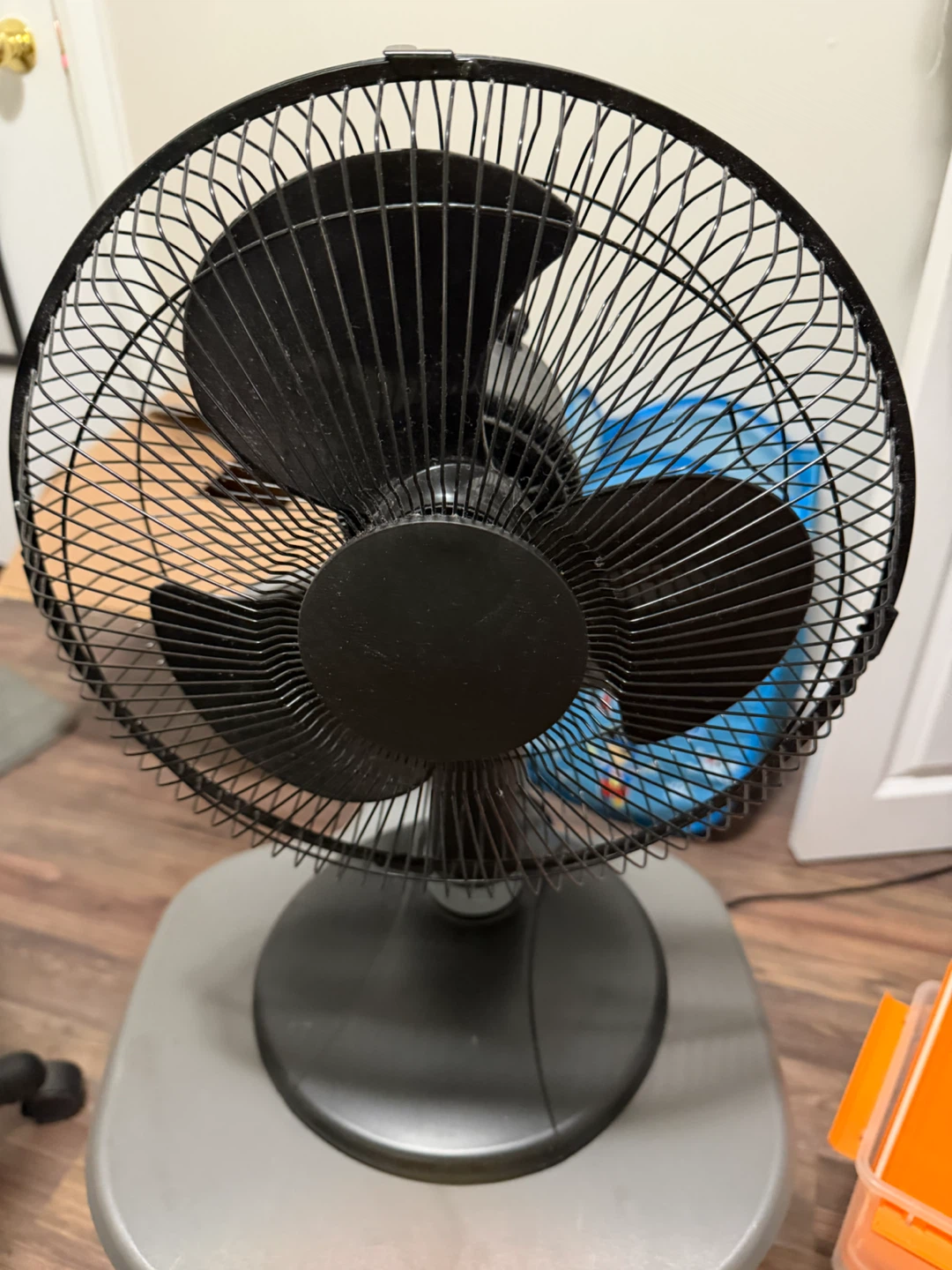 Black Desk Fan - photo 3