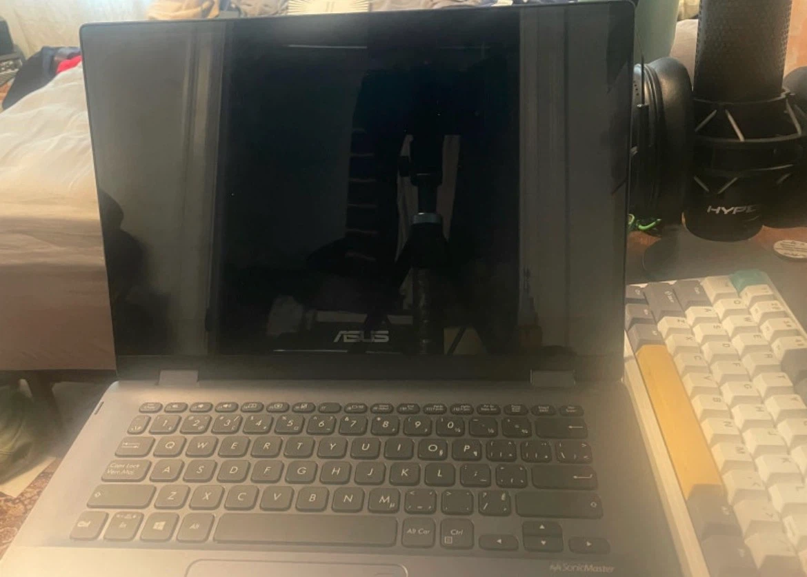 ASUS Laptop - photo 3