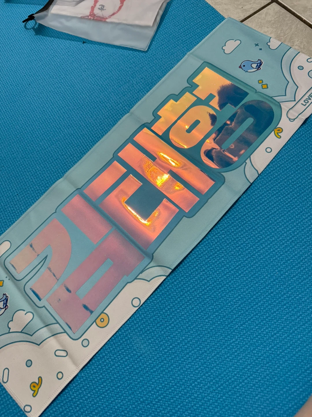 BTS reflective cheering slogan