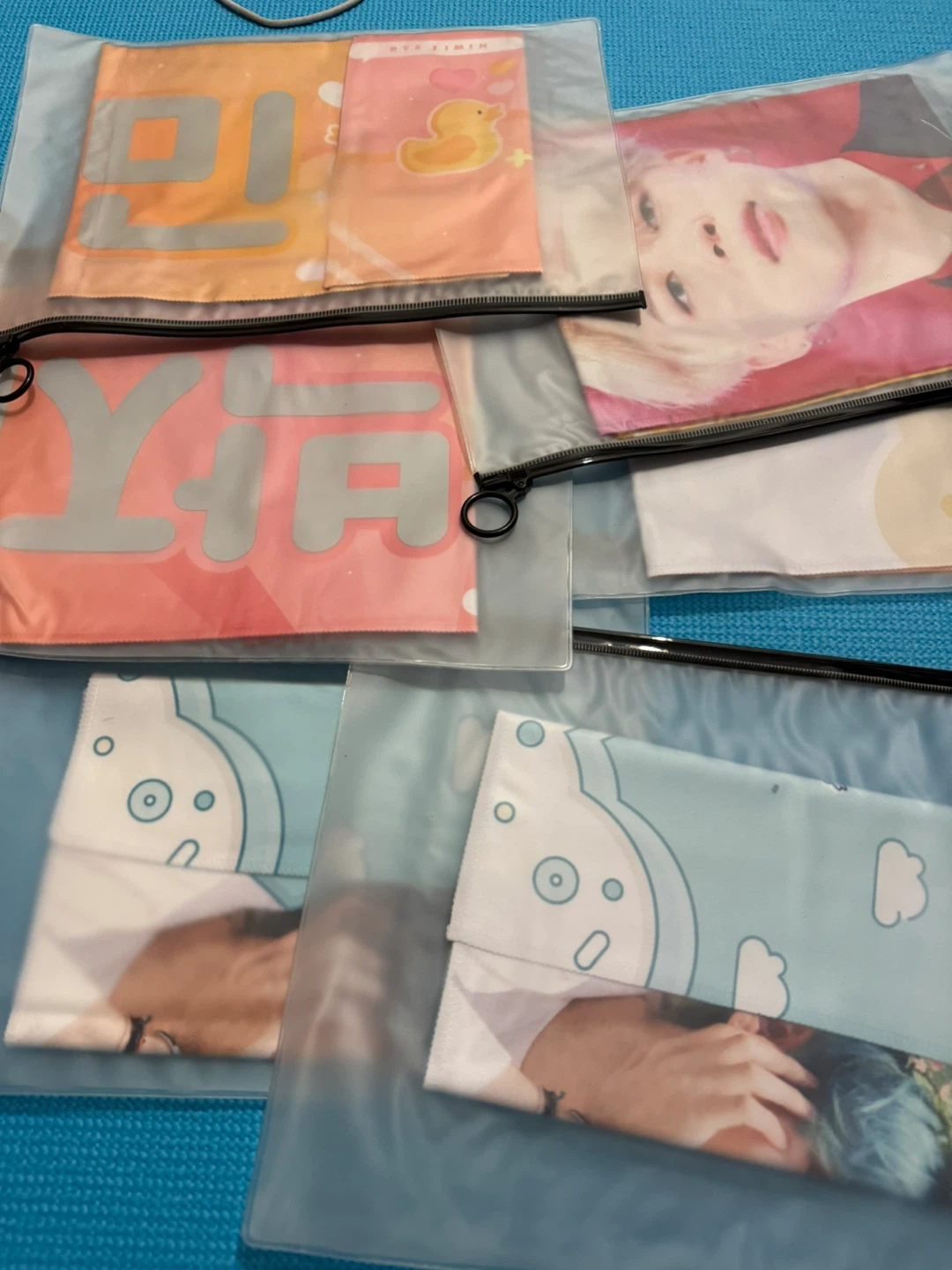 BTS reflective cheering slogan - photo 3