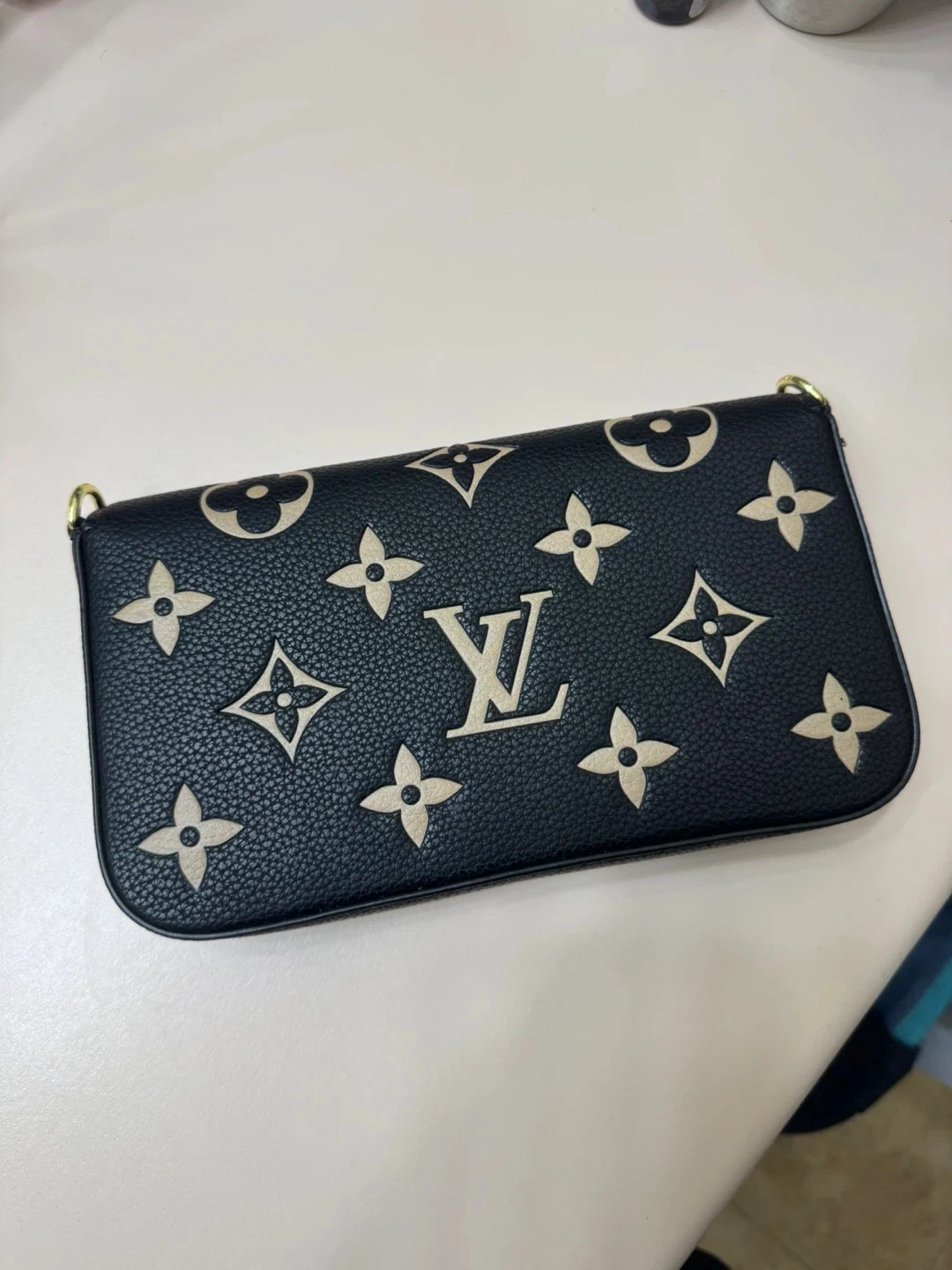 Women’s Side Bags $100 each - photo 2