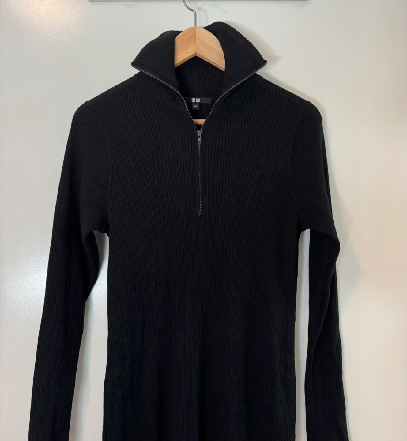Uniqlo Black Ribbed Knit Half-Zip Midi Dress Size Small - photo 3