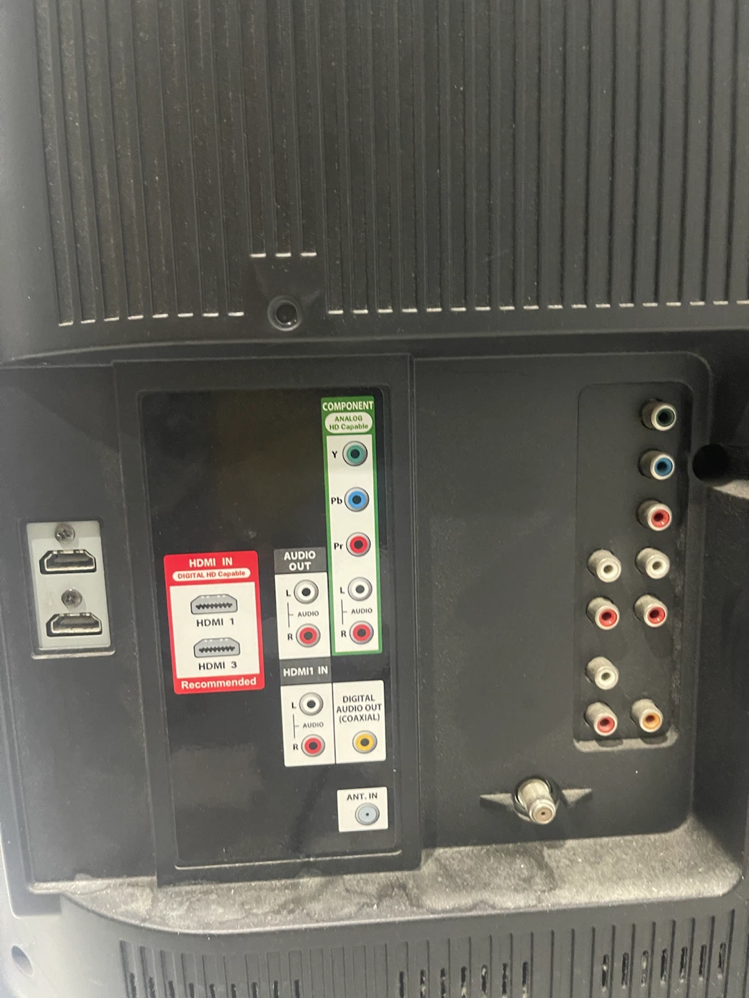 Emerson LC320EMX Television remote not include it - photo 2