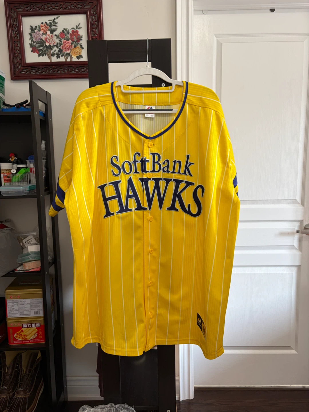 Fukuoka SoftBank is Hawks Baseball Jersey Yellow White Stripe