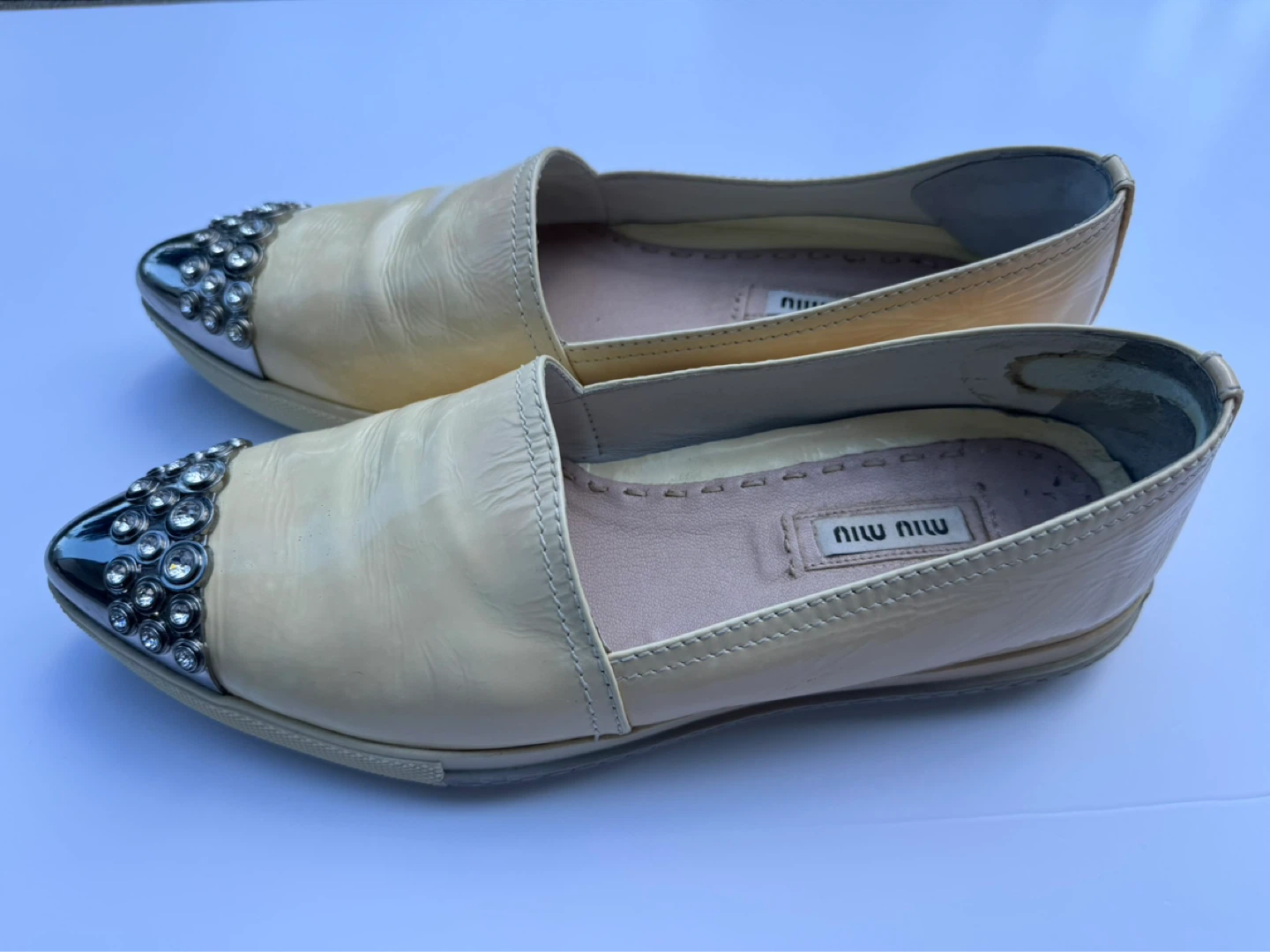 Miu Miu Crystal Cap Toe Patent Leather Flats Size 37 - photo 5