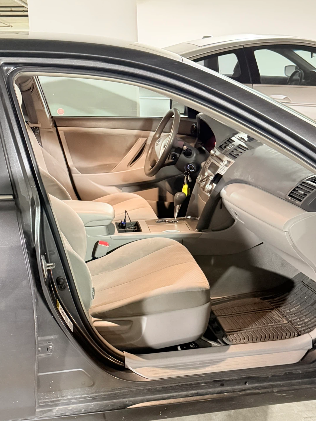 2007 Toyota Camry LE Sedan - photo 4