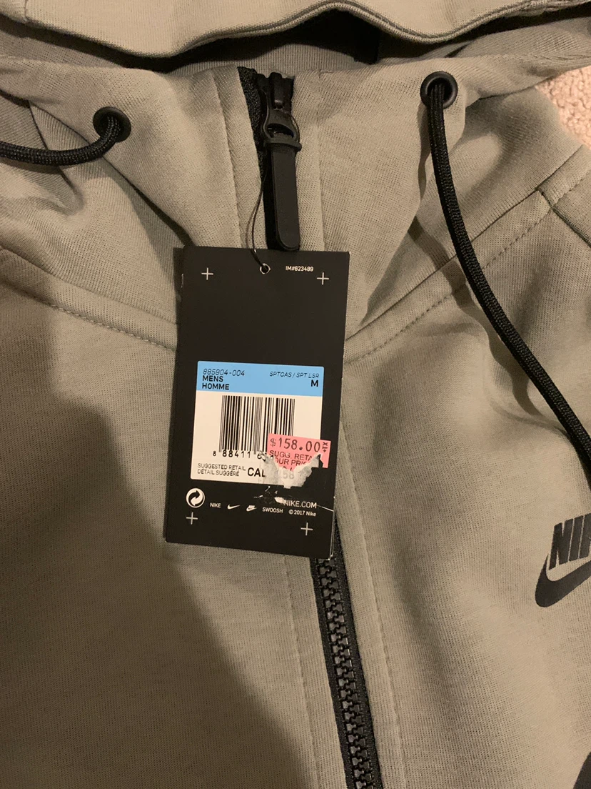 Nike Tech Fleece Hoodie - photo 2