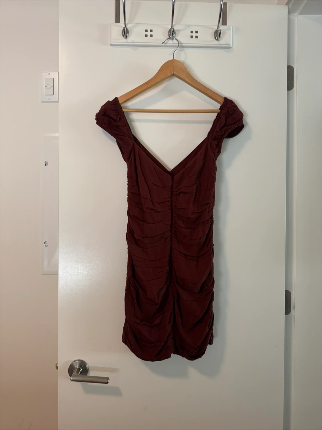 Wilfred Burgundy Ruched Dress Size 8 - photo 4