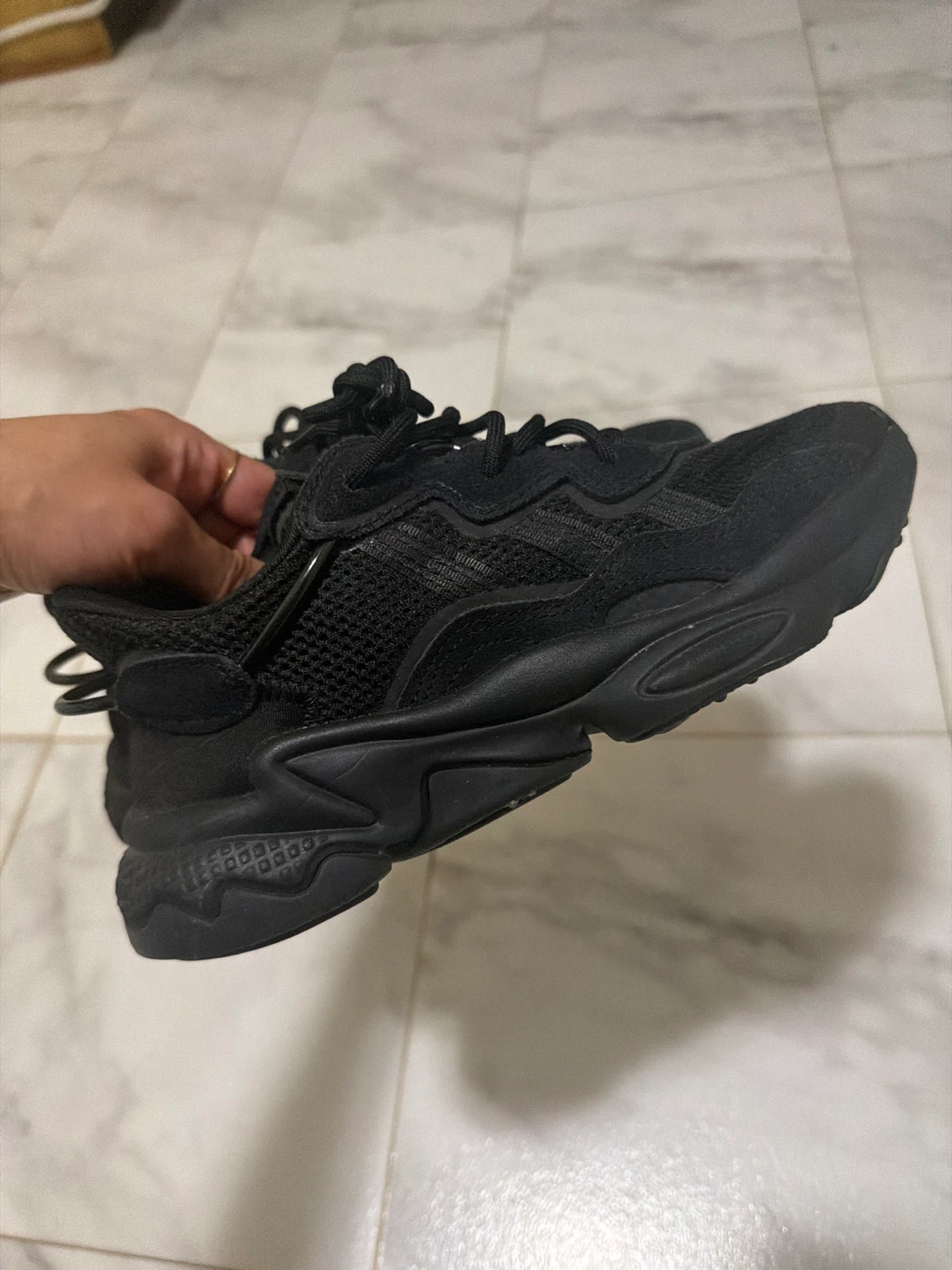 Adidas Ozweego Sneakers - Black - US 4 - photo 2