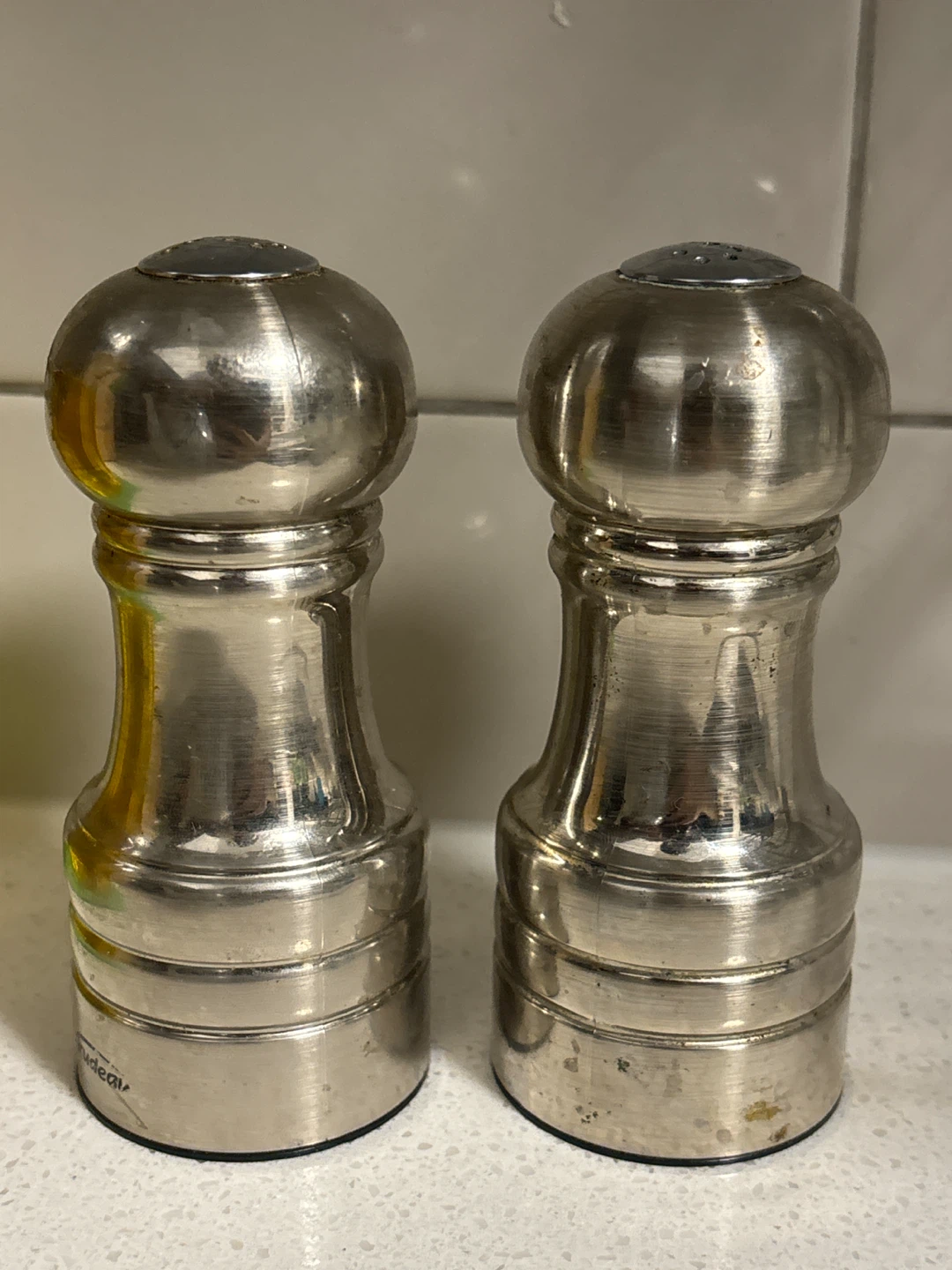 Metal Salt and Pepper Shakers Set