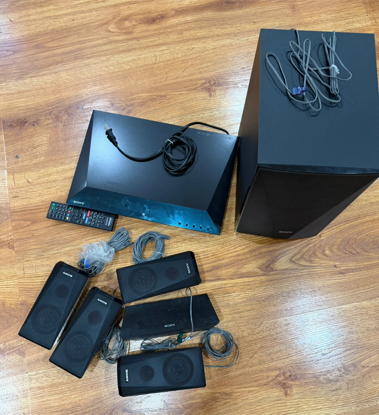 Sony Home Theater System with Subwoofer and Speakers