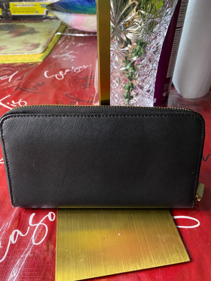 Tory Burch Black Leather Zip Around Wallet - photo 4