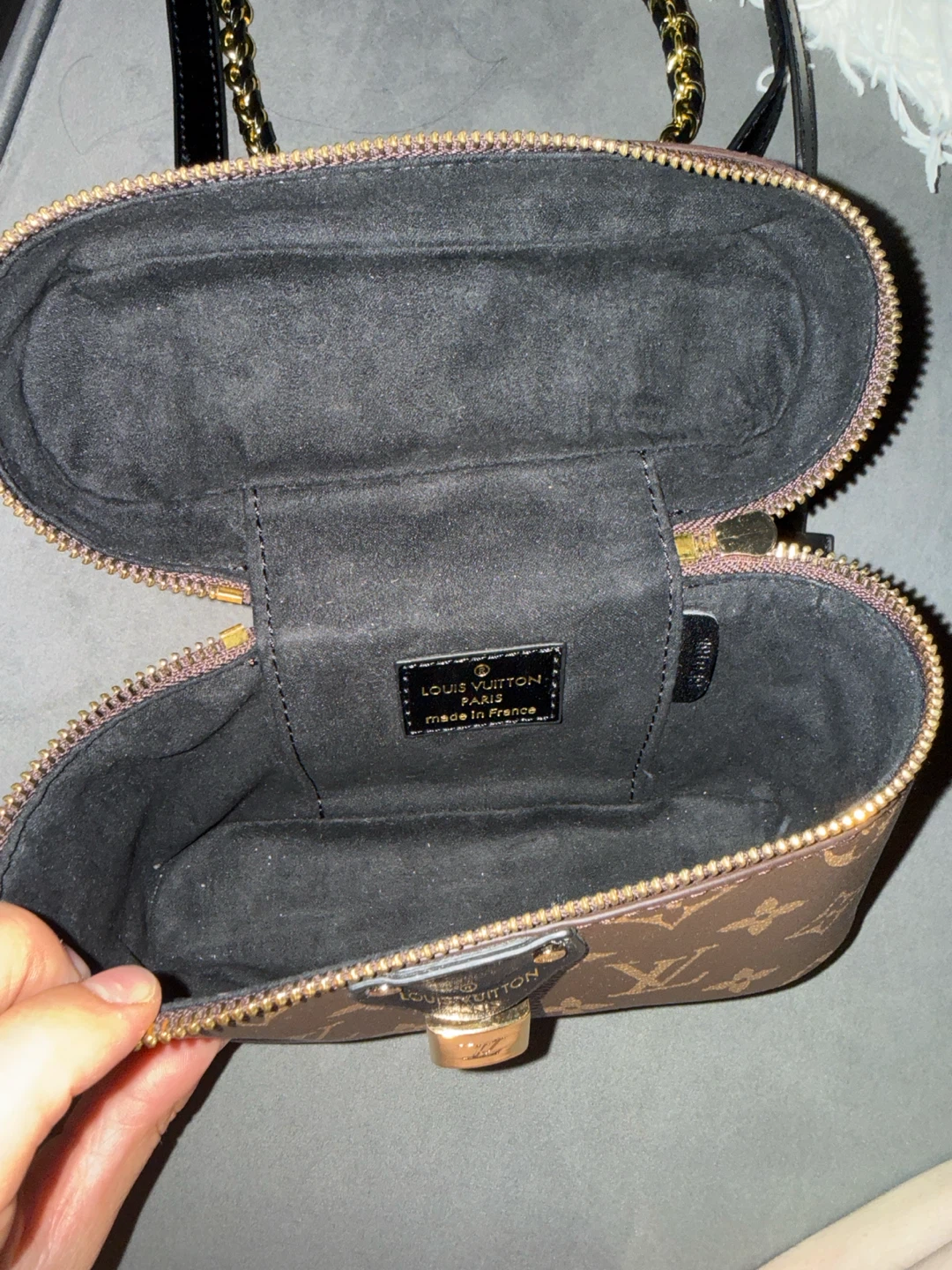 Louis Vuitton Vanity PM Monogram Canvas Bag - photo 2