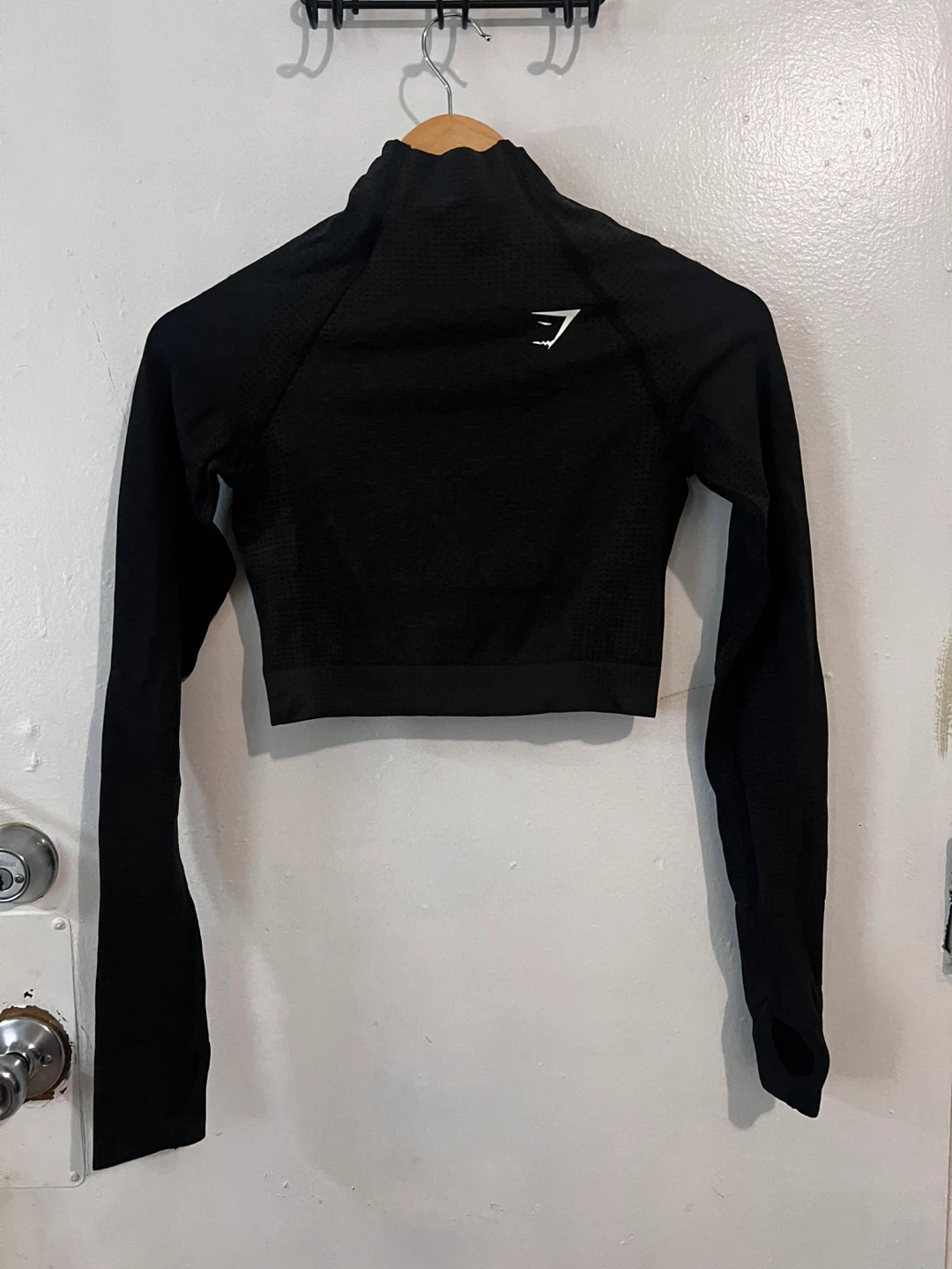 Gymshark Black Cropped Long Sleeve Top Size S - photo 5