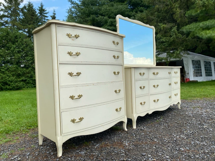 Knechtel French Provincial Off White Dresser Set (CAN DELIVER) - photo 3