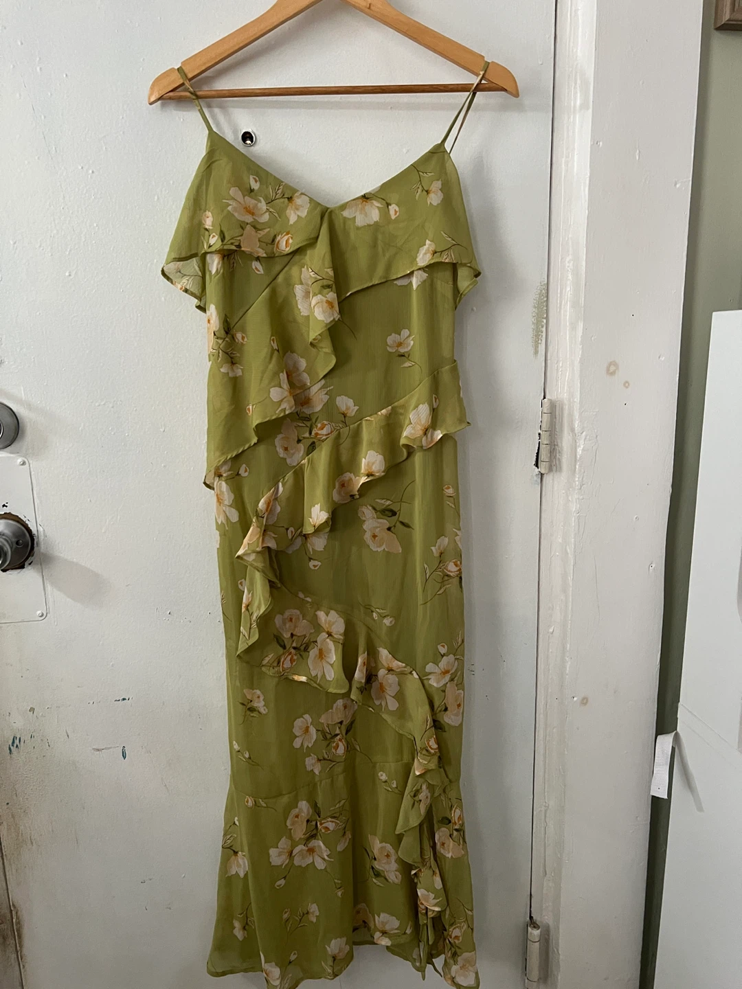 Green Floral Ruffle Maxi Dress and STRIPED LOFT DRESS Small - photo 4