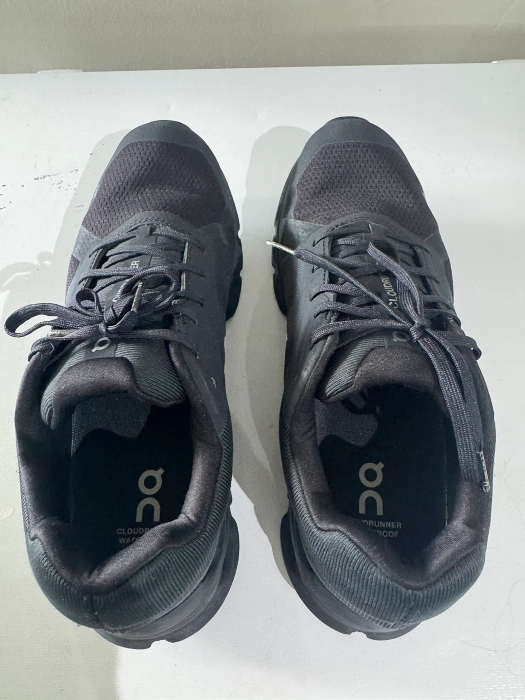 For Sale- Cloud runner waterproof - photo 3