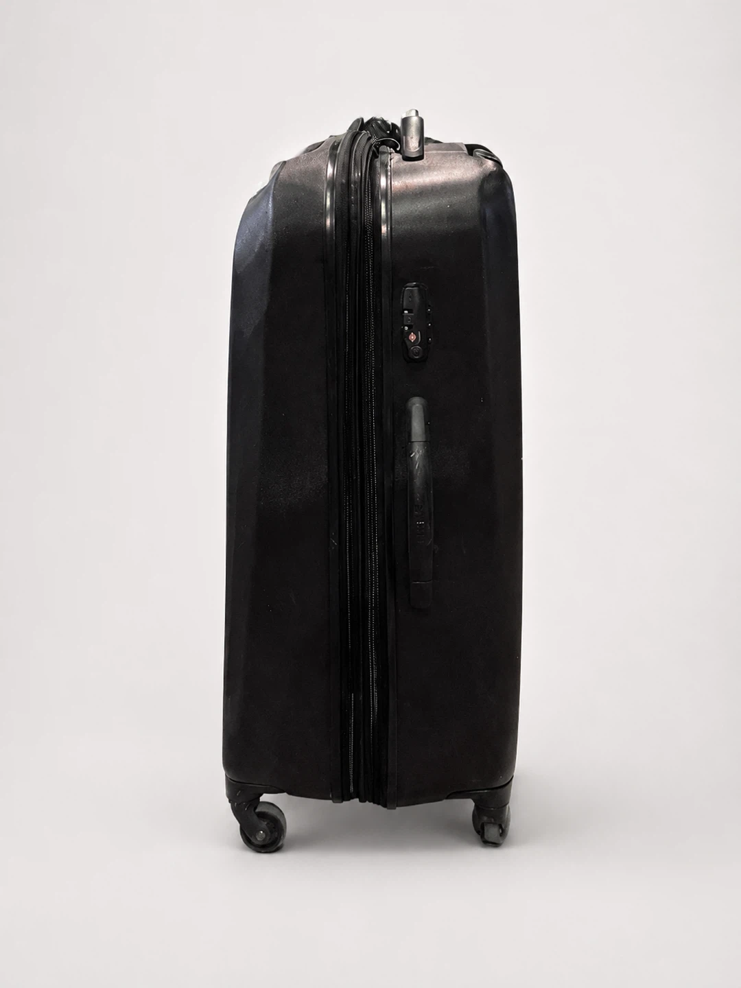 Heys Lightweight Pro Large 30-Inch Hardshell Suitcase - photo 2