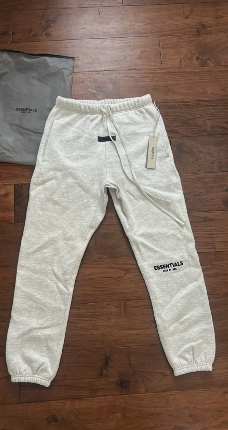 ESSENTIALS Fear of God Sweatpants - photo 3