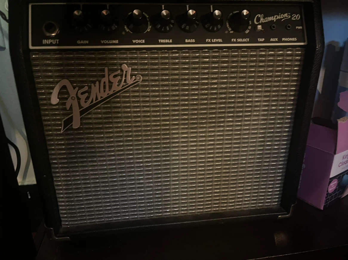 Fender Champion 20 Guitar Amplifier