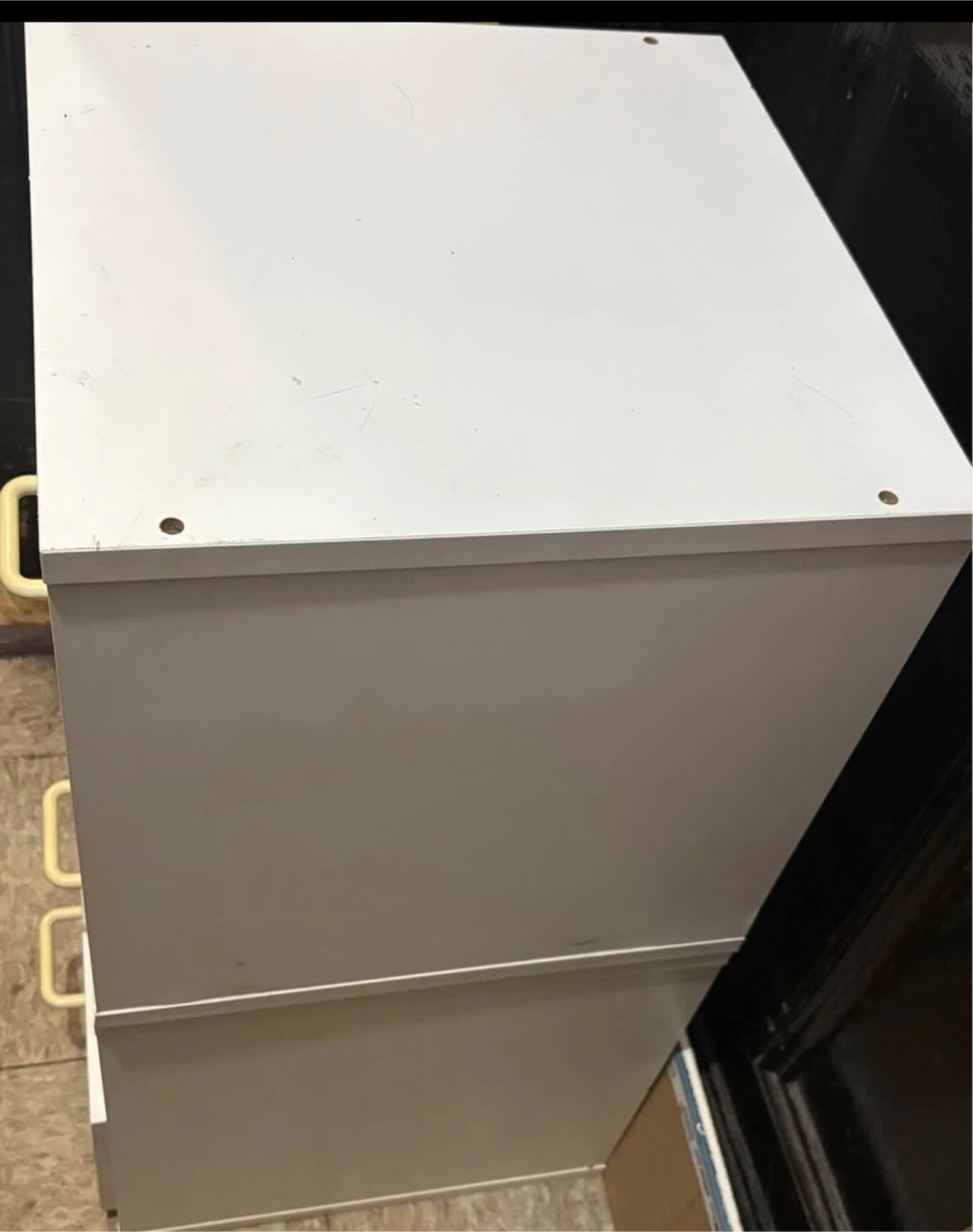 2-Drawer white Filing Cabinet - photo 4