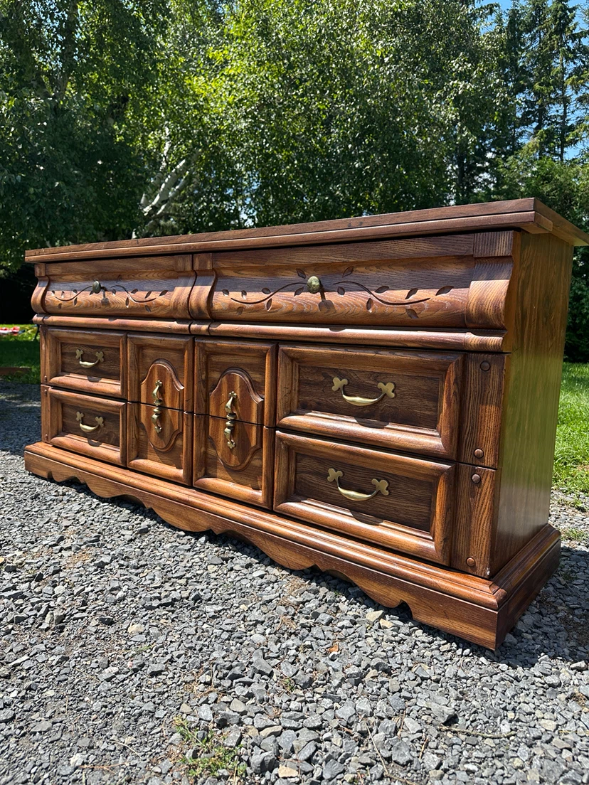 Vintage 1970s Mediterranean Oak Finish Dresser Set (CAN DELIVER) - photo 2