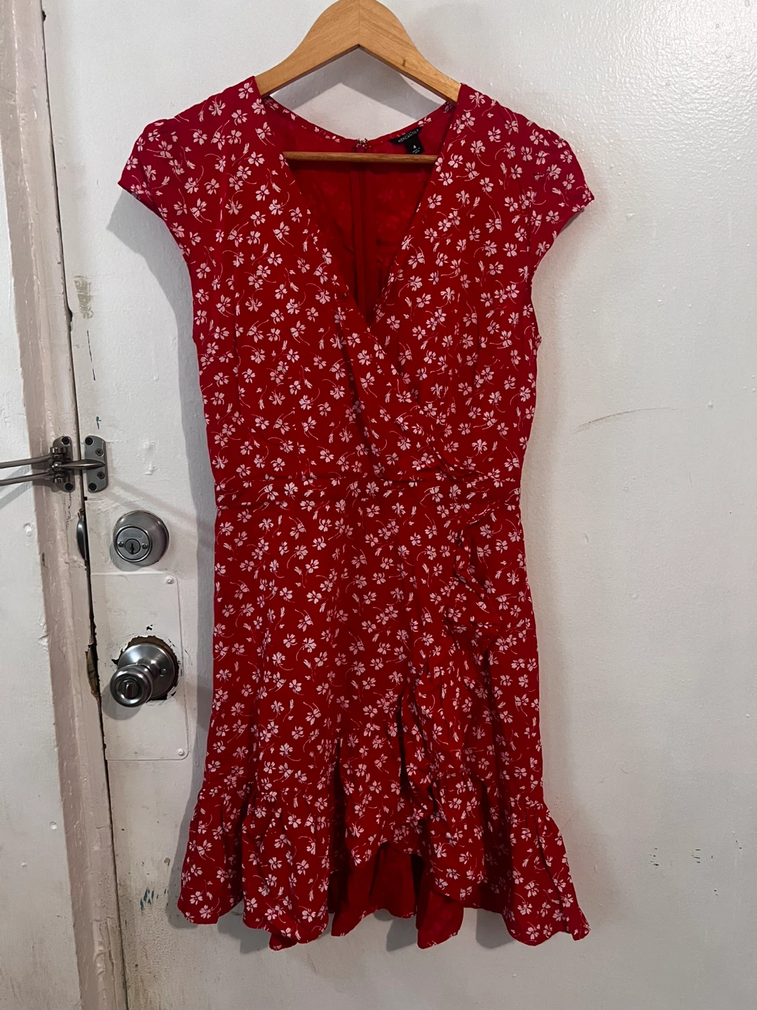 J.Crew Mercantile Red Floral Wrap Dress Size 4