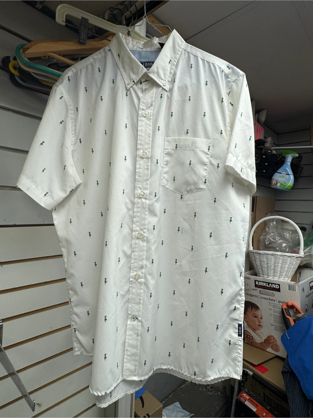 IZOD Men's White Short Sleeve Button-Down Shirt L/G