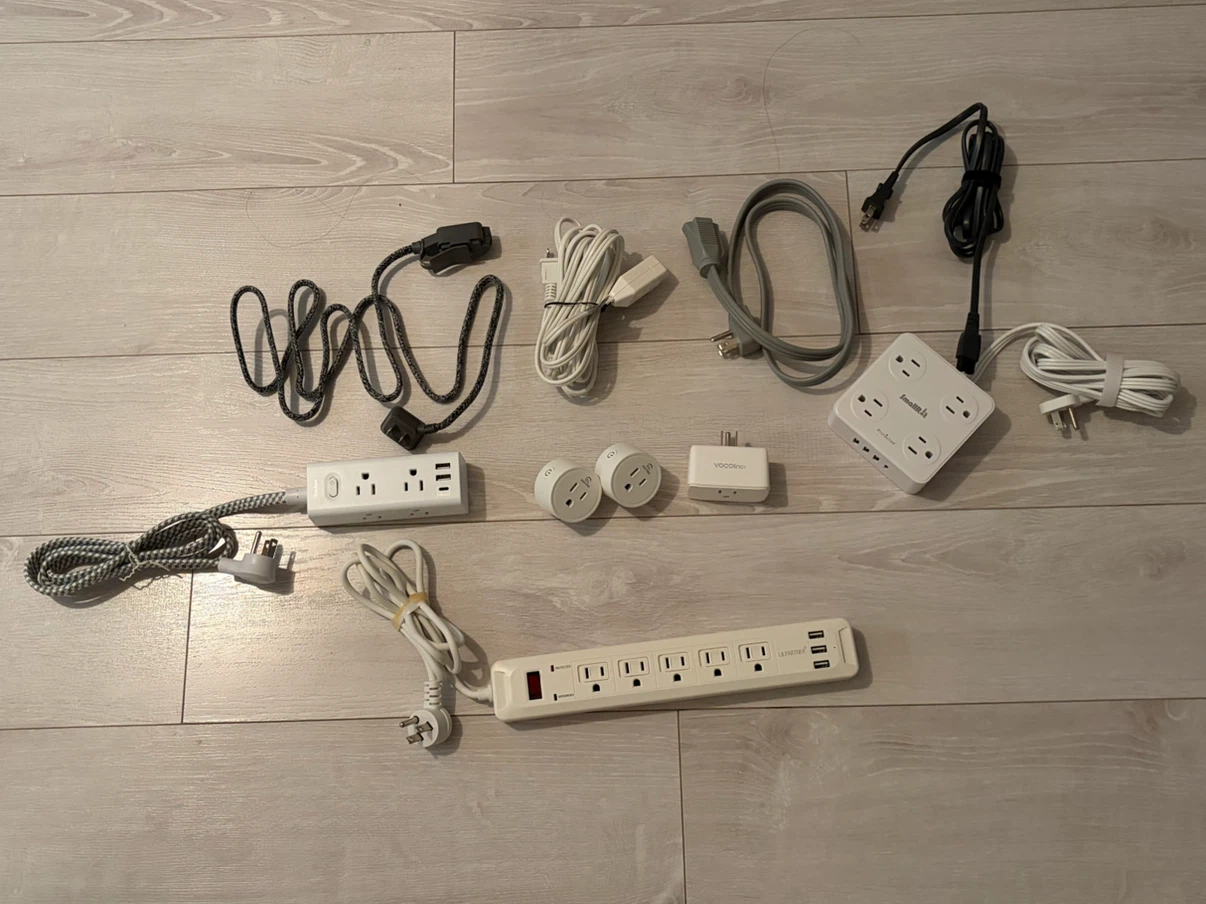 (All for 20$) Power Strip and Smart Plug Bundle