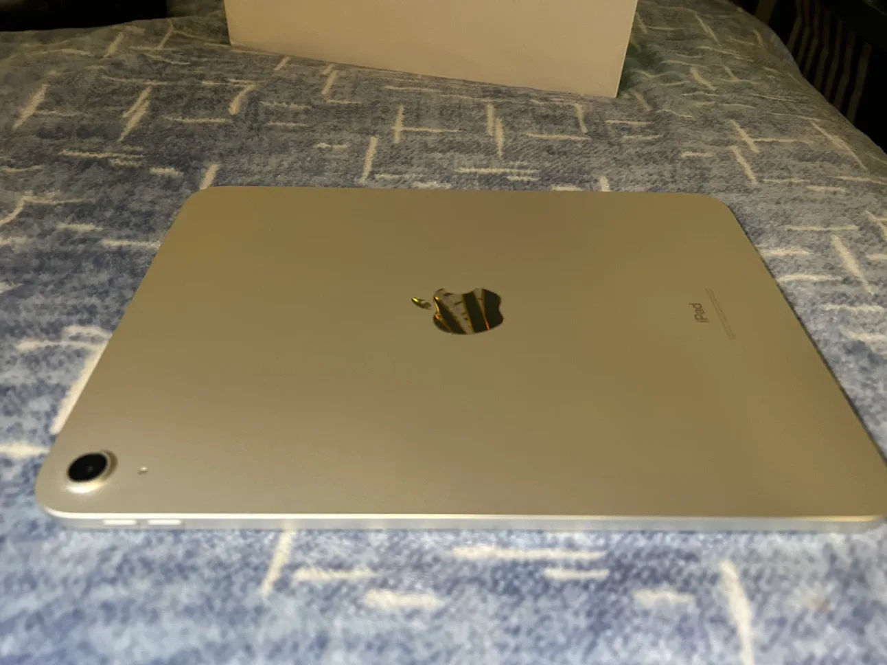 iPad 10th gen, 64GB - photo 3