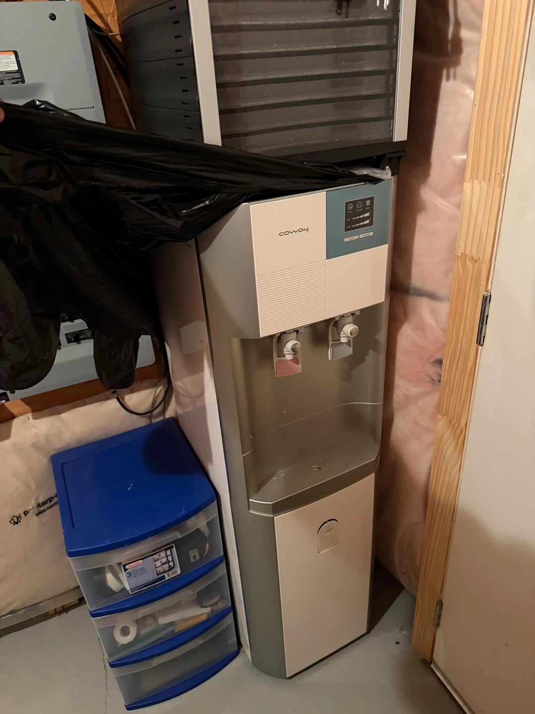 Coway Water Cooler $80 - photo 3