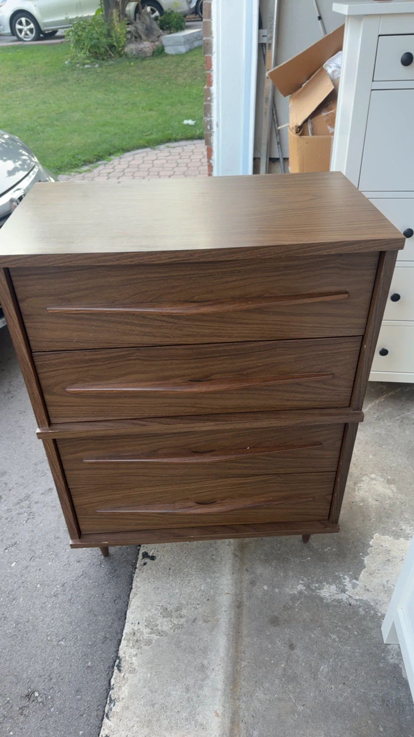MCM dresser