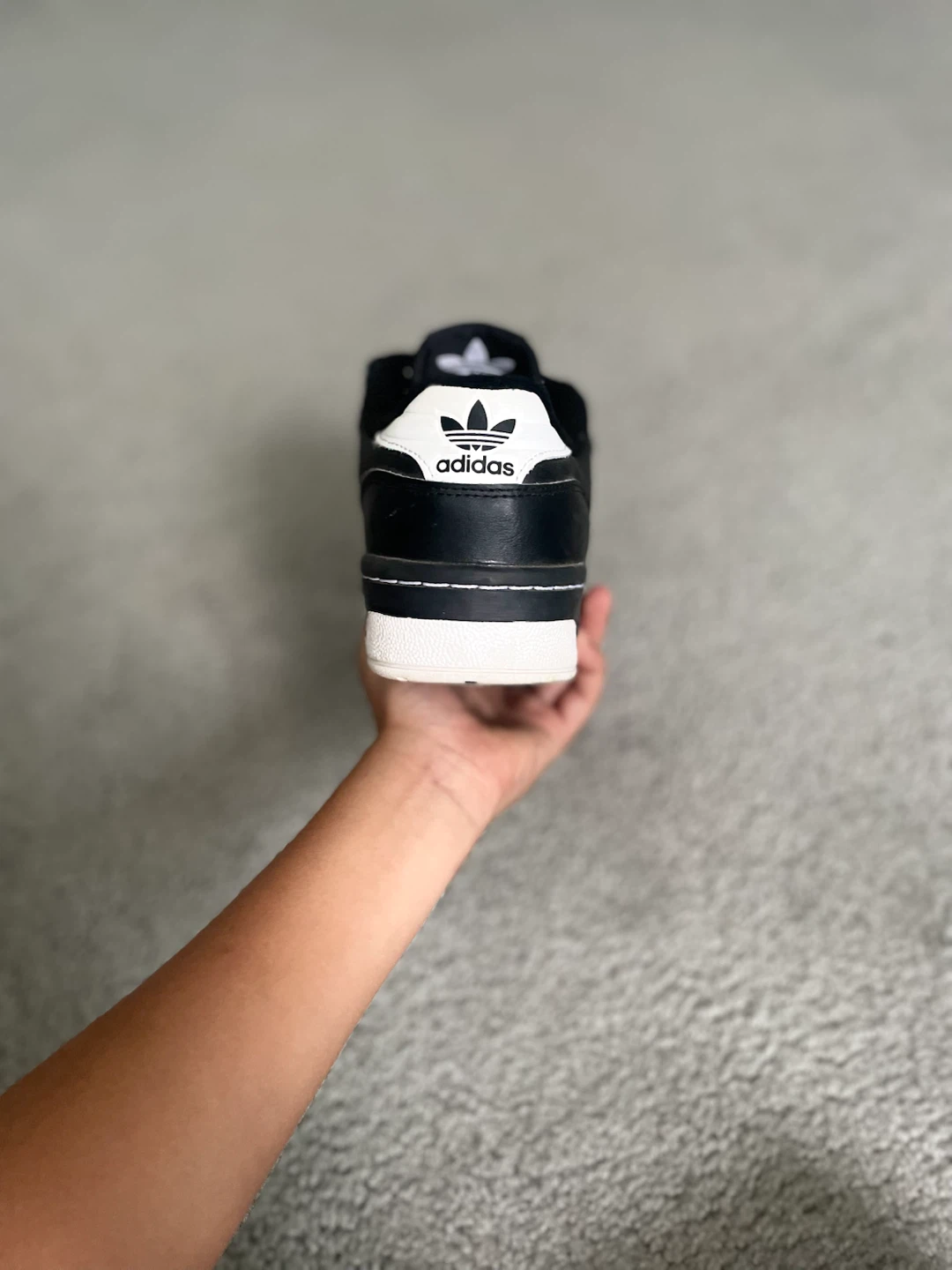 Adidas Rivalry Low Black/White - Size 7 Men’s - photo 4