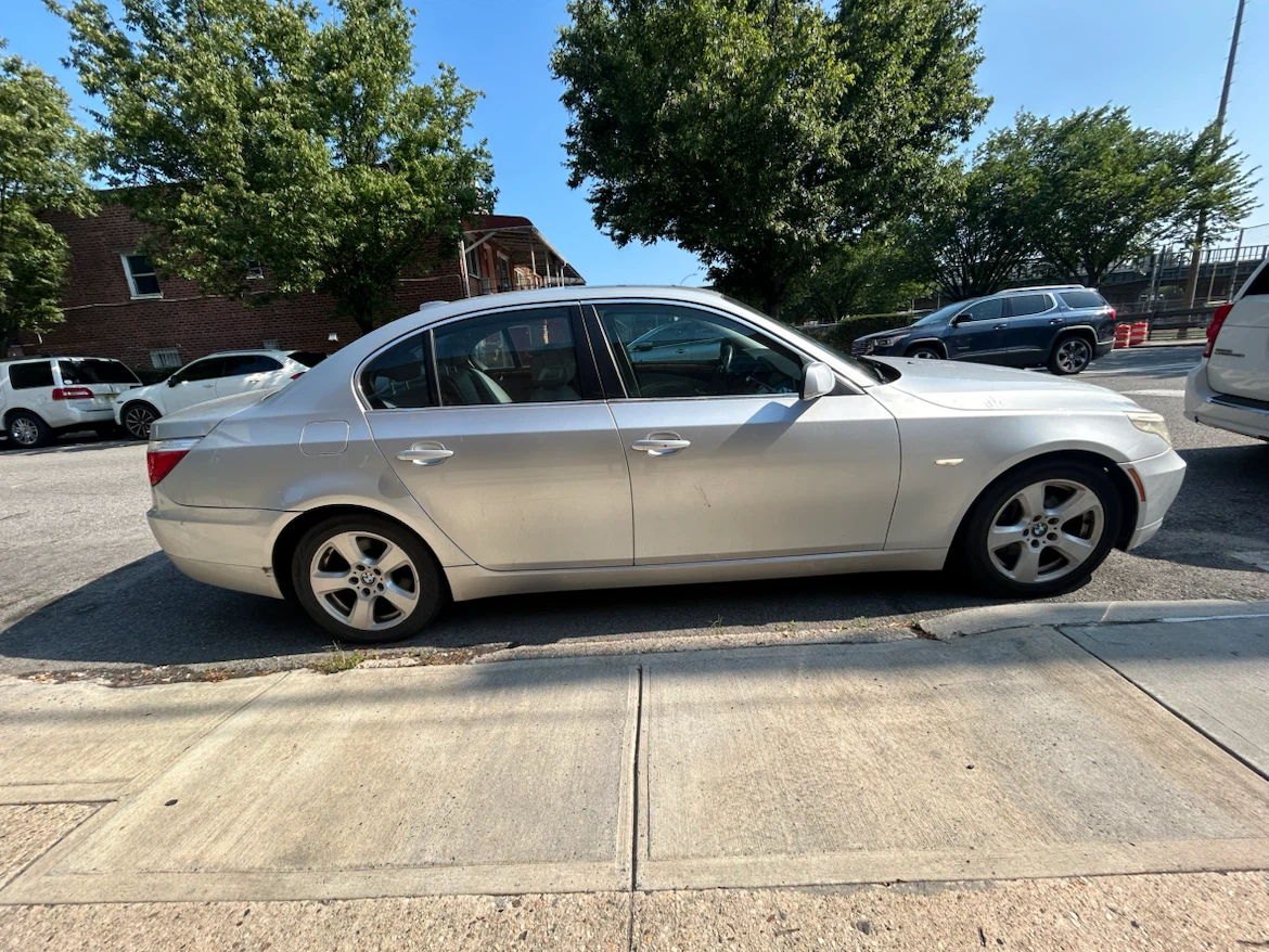 2008 BMW 535i Silver Sedan - photo 2